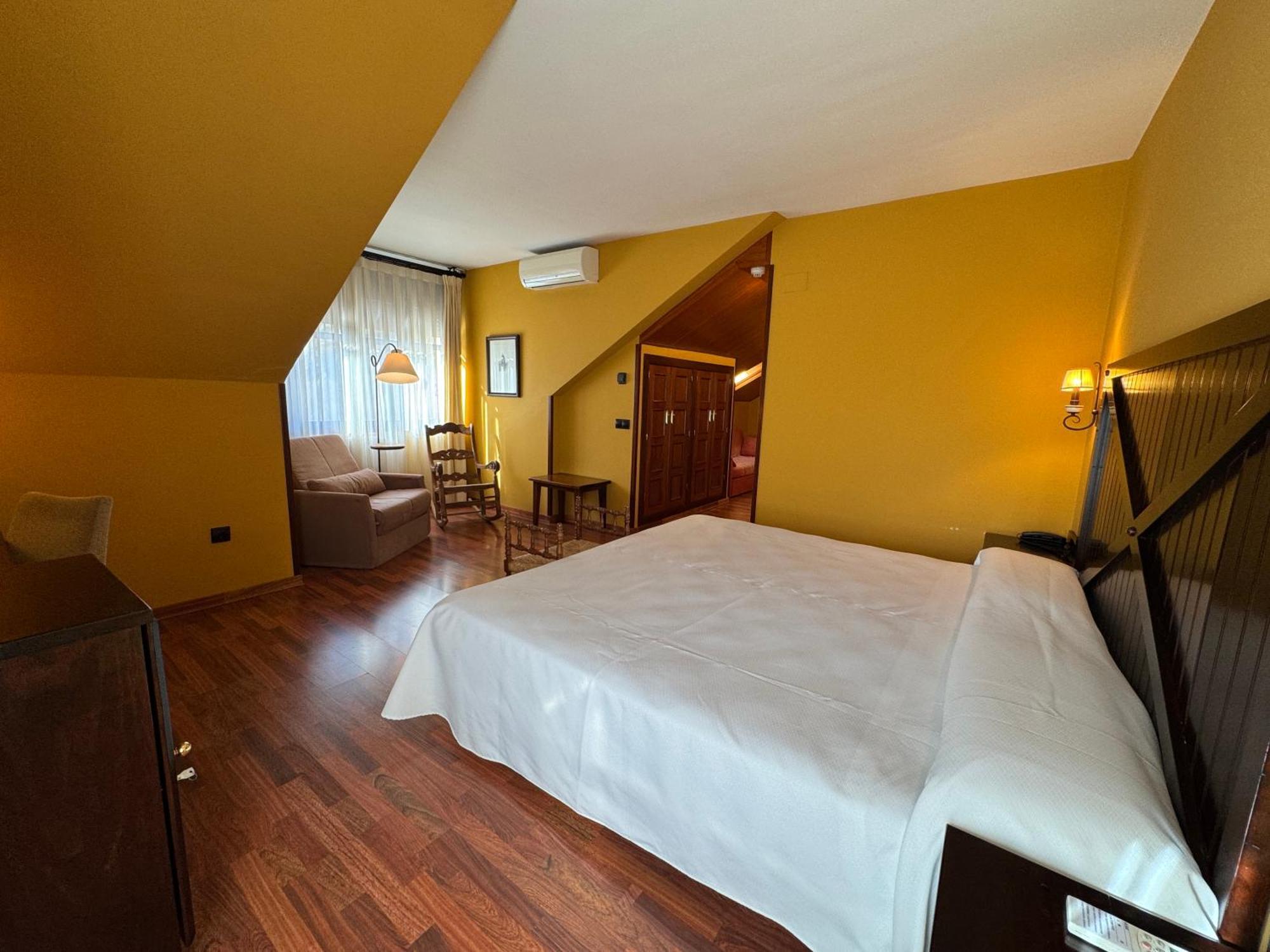 Hotel Cotiella Campo  Exteriér fotografie