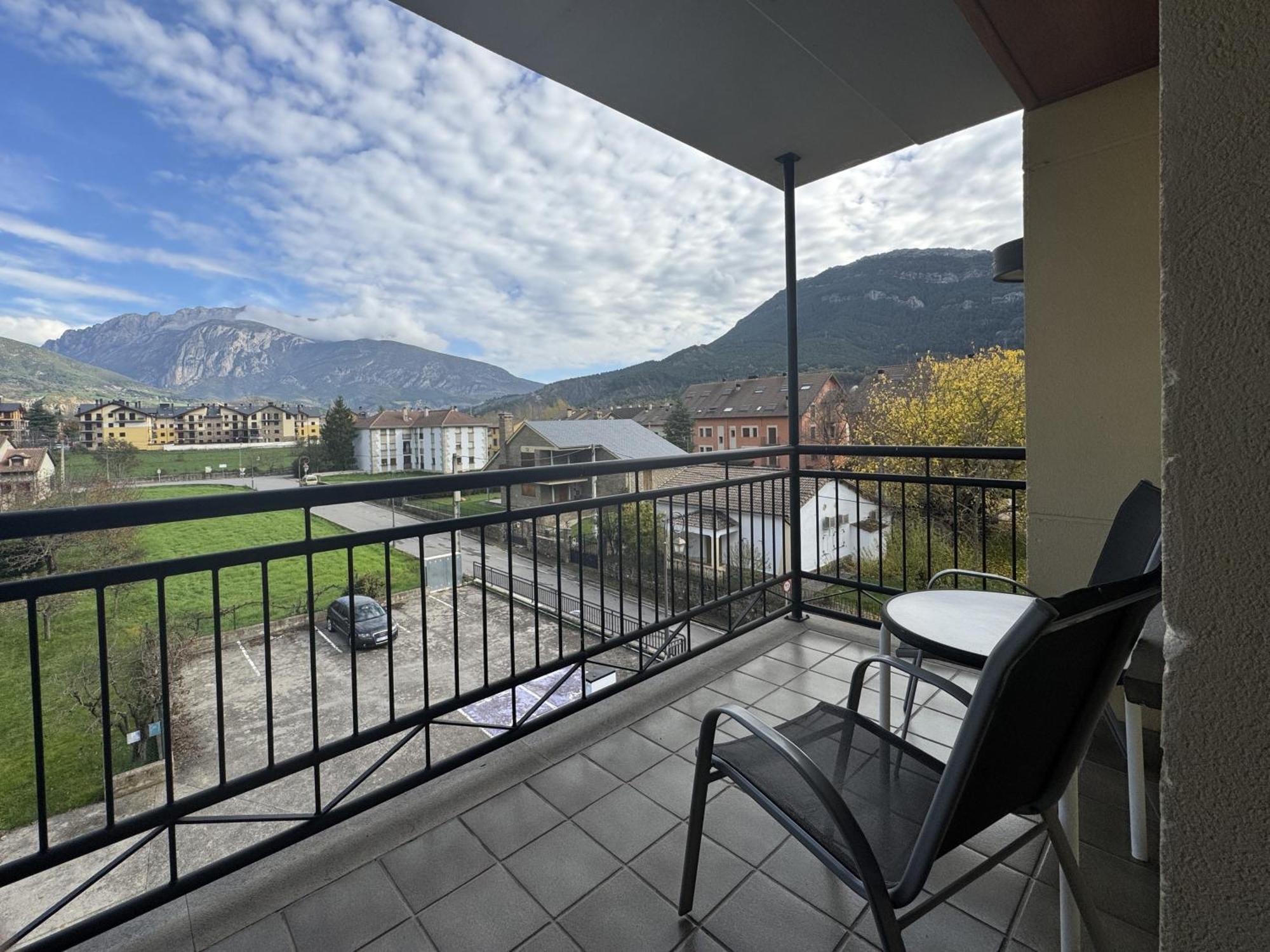 Hotel Cotiella Campo  Exteriér fotografie