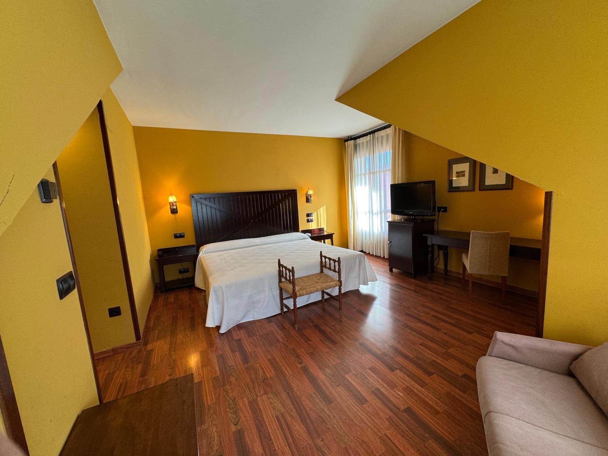 Hotel Cotiella Campo  Exteriér fotografie
