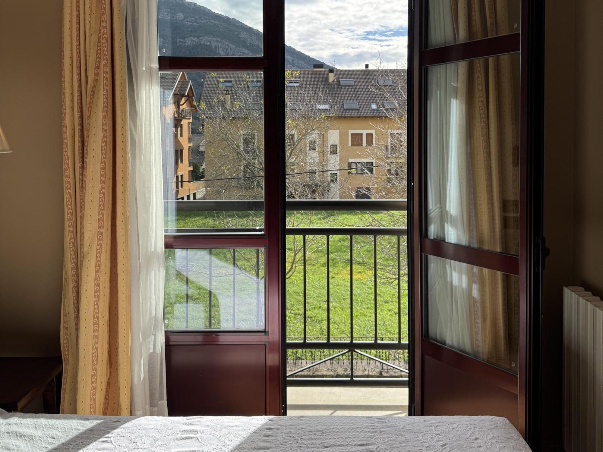 Hotel Cotiella Campo  Exteriér fotografie