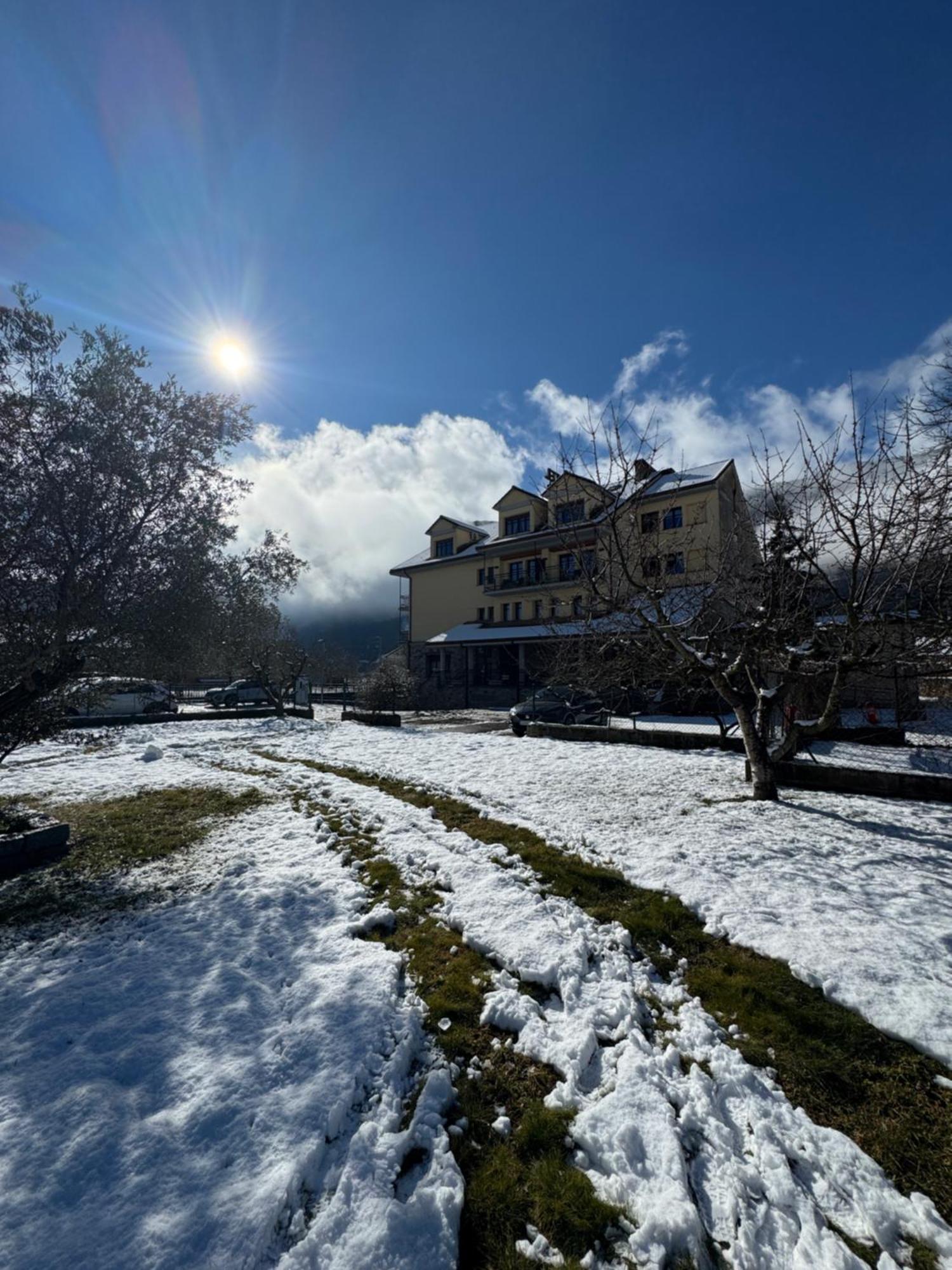 Hotel Cotiella Campo  Exteriér fotografie